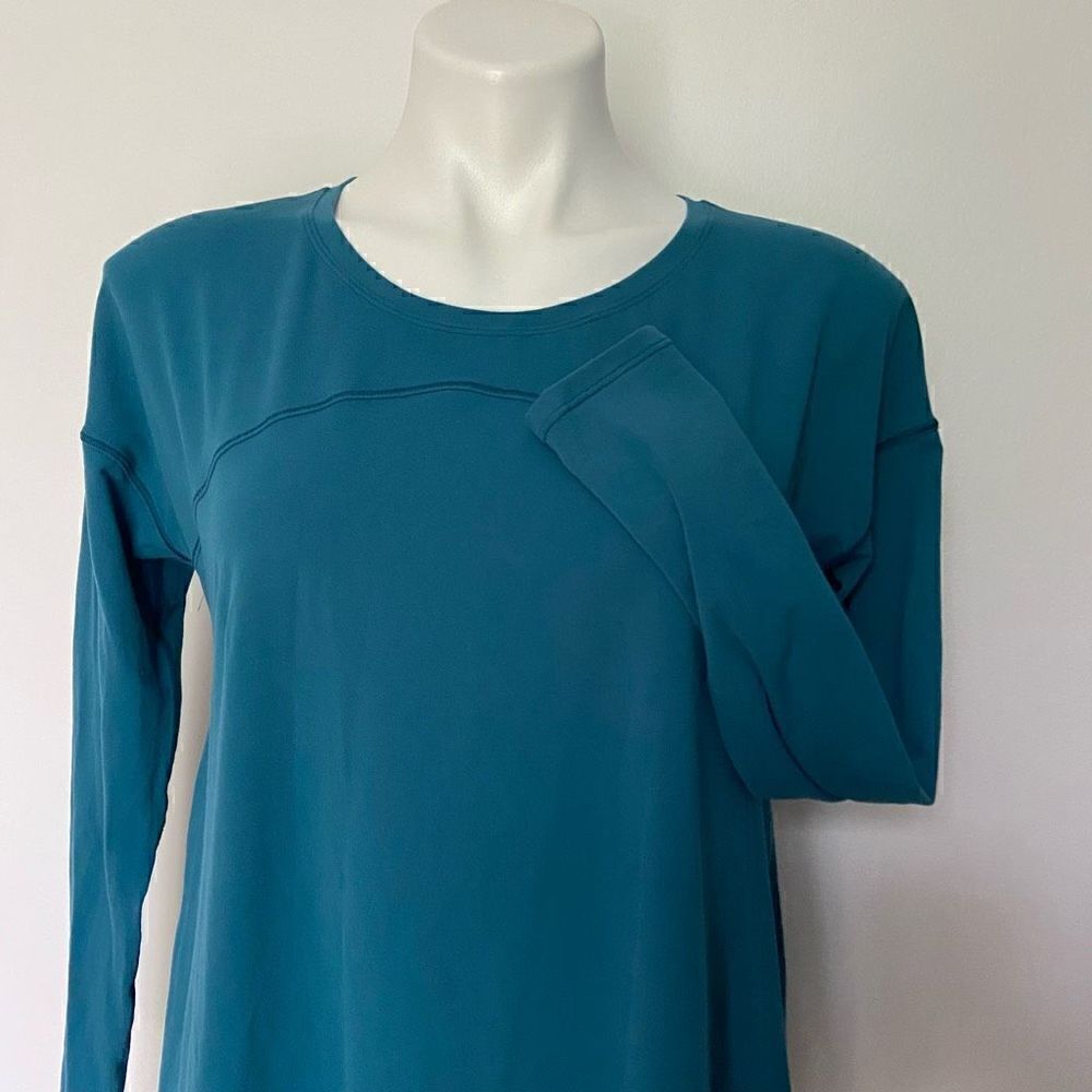 Lululemon Hit Unwind Long Sleeve Side split top